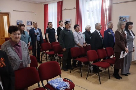 фото - Цена Победы и мужество героев СВО:диалог  поколений в Сибайском музее