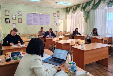 фото - Студенты-юристы Сибайского института сдали государственный экзамен!