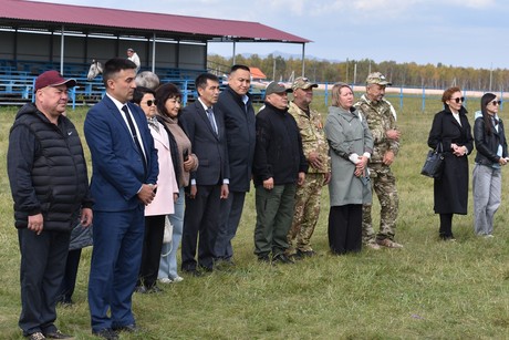 фото - Скачки во имя мужества!