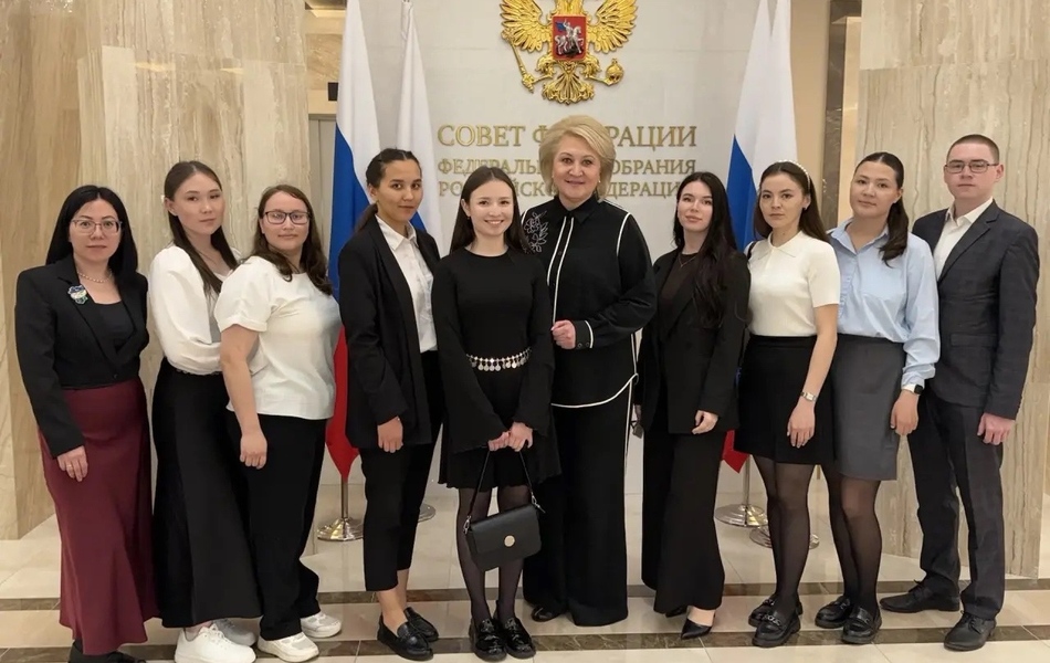 Друзья, преподаватели, коллеги, родители - всем, кто верил в нас!
