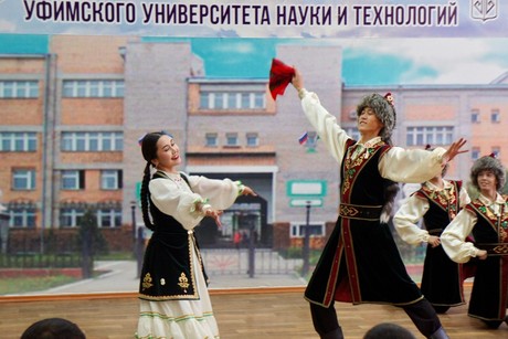 фото - «Ете ырыу» - живое воплощение культуры Сибайского института!
