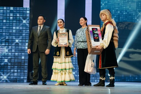 фото - Народный ансамбль «Ете ырыу» с блеском выступил  на конкурсе «Байыҡ»!