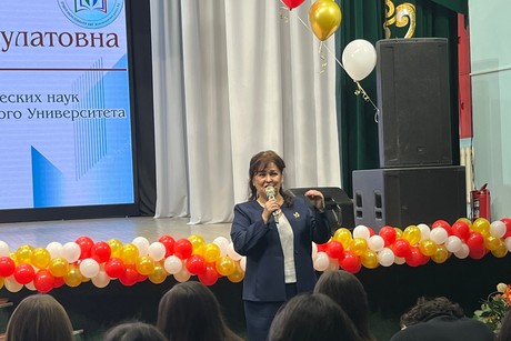 фото - Сибай институты уҡытыусылары Әбйәлил районы уҡыусылары менән осрашты