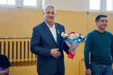 фото - В Сибайском институте прошел волейбольный турнир в честь юбилея ветерана кафедры!