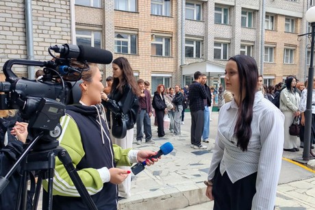 фото - В добрый путь, первокурсники! В Сибайском институте прошел праздник в честь Дня знаний!