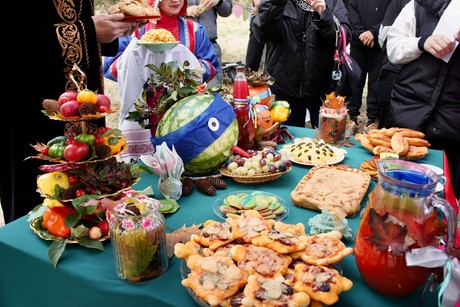 фото - На старт, внимание, турслёт! Как первокурсники покоряли леса и вершины дружбы!