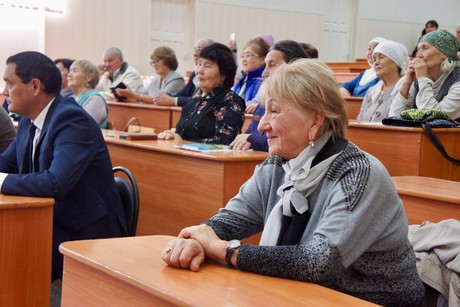 фото - День добра и уважения: в Сибайском институте чествовали старшее поколение!