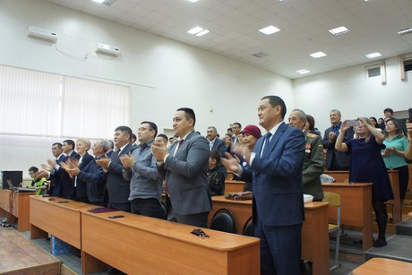 фото - Две стихии одного таланта: В Сибайском институте отметили юбилей академика Ялиля Суюндукова!