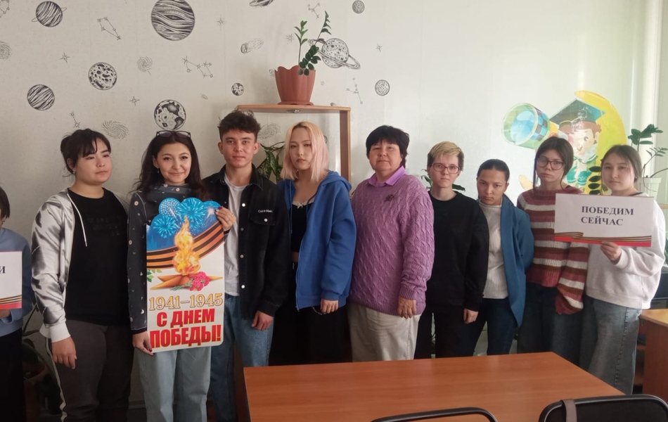 «Окна Победы» и Георгиевские ленты-память о подвиге!